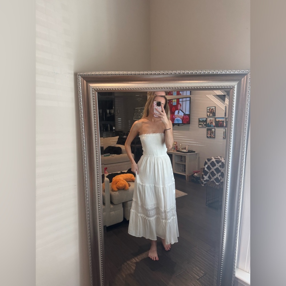 Amazon Strapless Dress - Picture 2 of 5